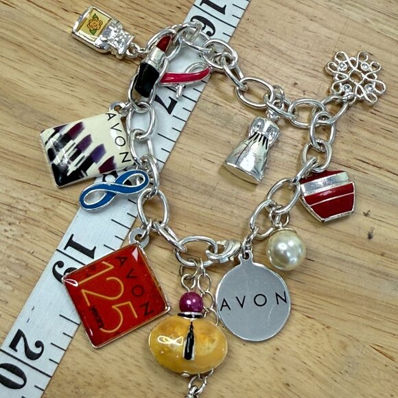 Avon Charm Bracelet Silver Tone, Glam, Fashion, Makeup, Cosmetics, Unique, Y2K - Picture 6 of 16